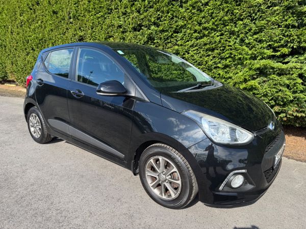 Hyundai i10 Hatchback, Petrol, 2015, Black