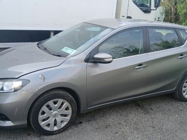 Nissan Pulsar Hatchback, Petrol, 2016, Grey