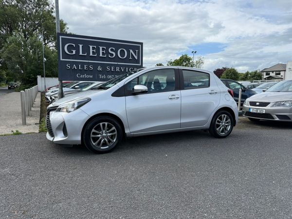Toyota Yaris Hatchback, Diesel, 2016, Silver