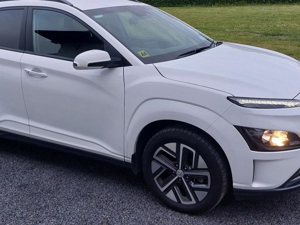 Hyundai KONA MPV, Electric, 2023, White