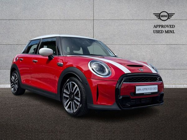 Mini Countryman SUV, Petrol Plug-in Hybrid, 2024, Black