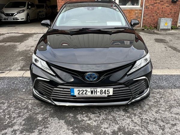 Toyota Camry Saloon, Petrol Hybrid, 2022, Black