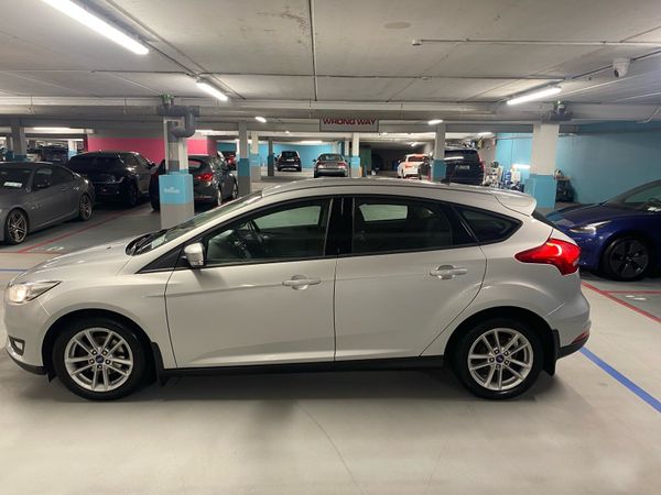 Ford Focus Hatchback, Diesel, 2015, Silver
