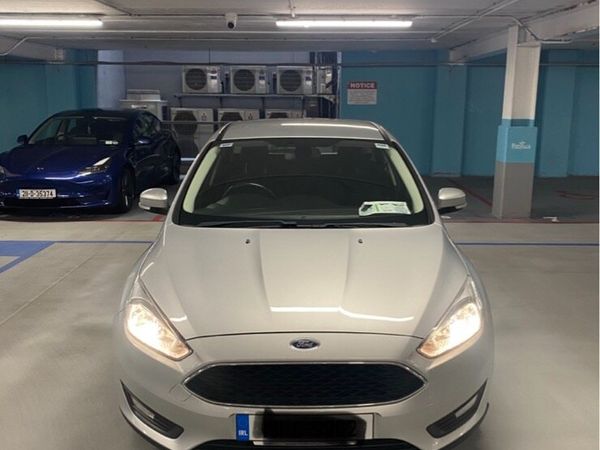 Ford Focus Hatchback, Diesel, 2015, Silver