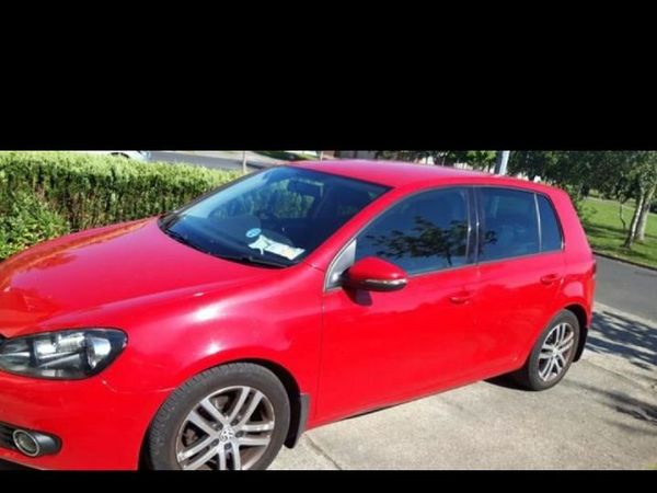 Volkswagen Golf Hatchback, Petrol, 2011, Red