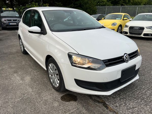 Volkswagen Polo Hatchback, Petrol, 2012, White