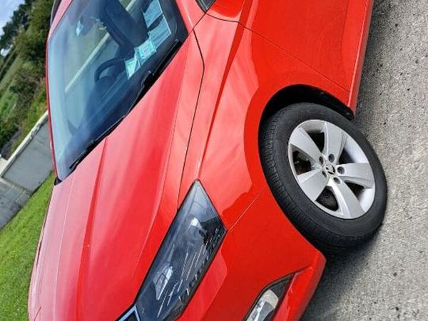 Skoda Fabia Estate, Petrol, 2017, Red