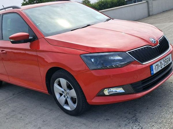 Skoda Fabia Estate, Petrol, 2017, Red