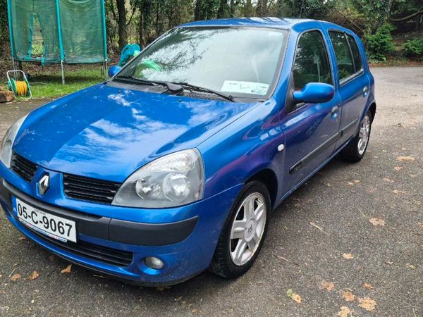 Renault Clio Hatchback, Petrol, 2005, Blue