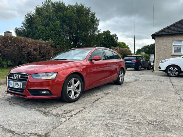 Audi A4 Estate, Diesel, 2014, Red