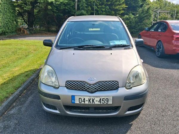 Toyota Yaris Hatchback, Petrol, 2004, Grey