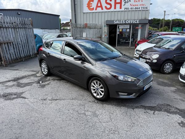 Ford Focus Hatchback, Diesel, 2018, Grey