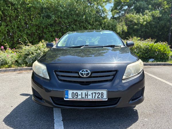 Toyota Corolla Saloon, Diesel, 2009, Black
