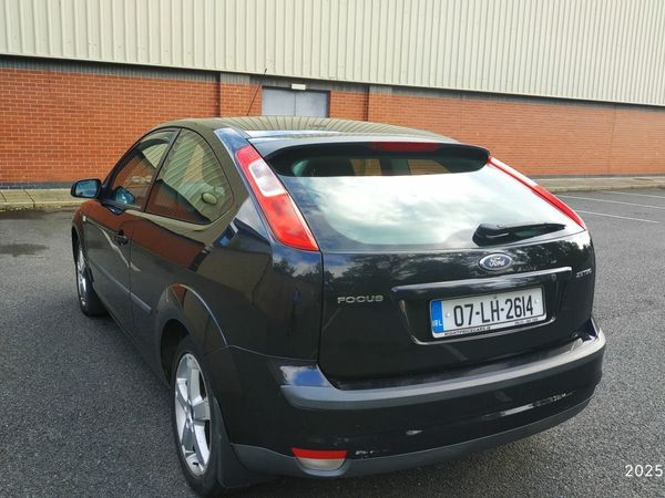 Ford Focus Hatchback, Petrol, 2007, Black