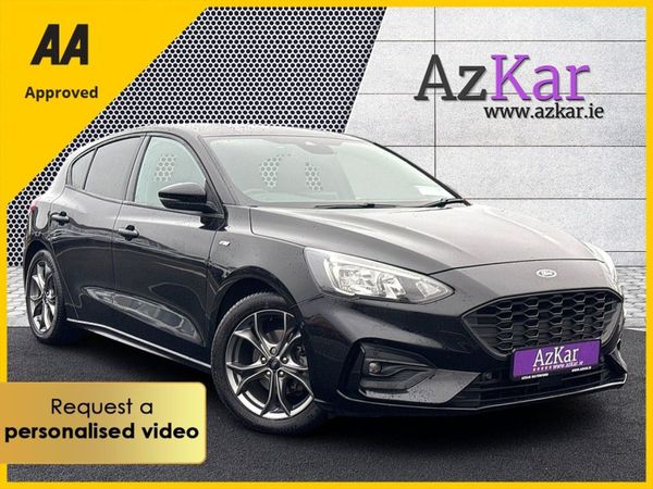 Ford Focus Hatchback, Petrol, 2022, Black