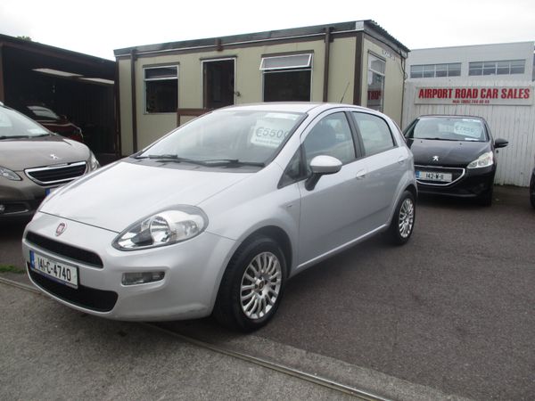 Fiat Punto Hatchback, Petrol, 2014, Grey