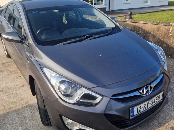 Hyundai i40 Saloon, Diesel, 2012, Silver