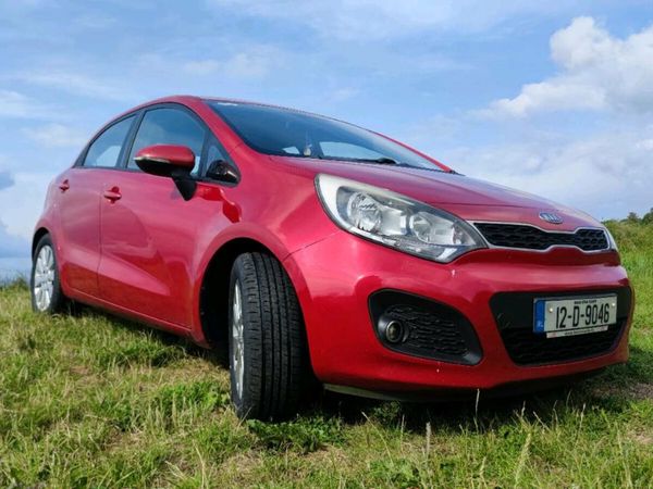 Kia Rio Hatchback, Petrol, 2012, Red