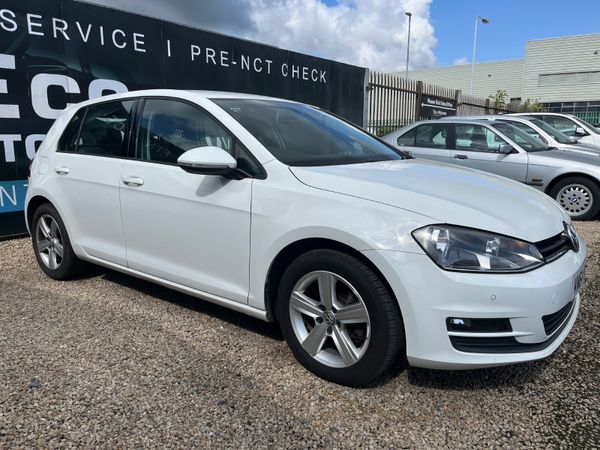Volkswagen Golf Hatchback, Petrol, 2014, White