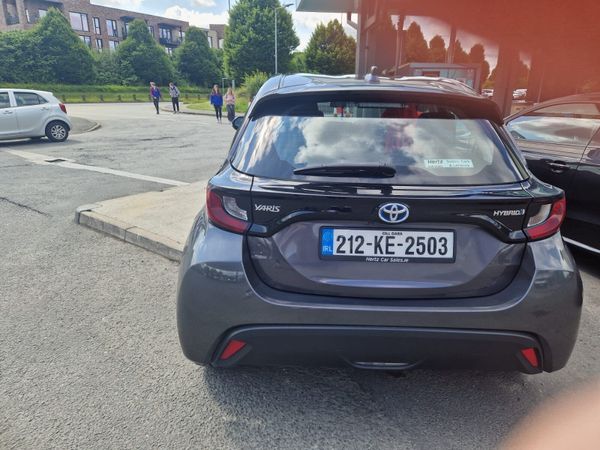 Toyota Yaris Hatchback, Petrol Hybrid, 2021, Grey