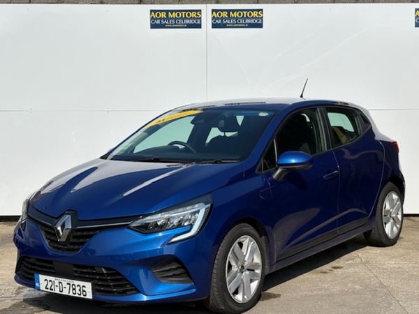 Renault Clio Hatchback, Petrol, 2022, Blue
