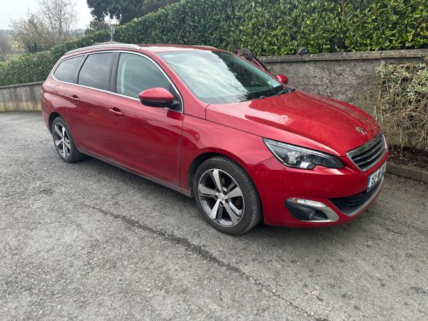 Peugeot 308 Estate, Diesel, 2015, Red
