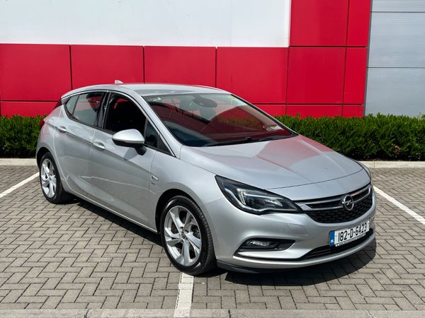 Opel Astra Hatchback, Petrol, 2018, Grey