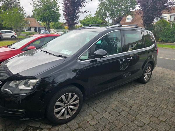 Volkswagen Sharan MPV, Petrol, 2012, Black
