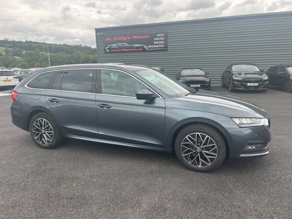 Skoda Octavia Estate, Diesel, 2022, Grey