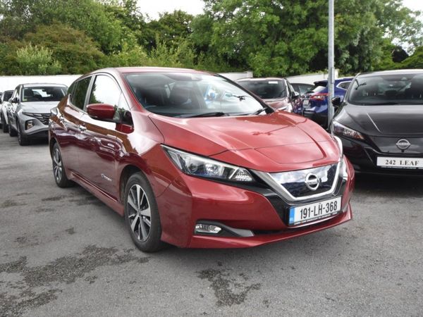 Nissan Leaf Hatchback, Electric, 2019, Red