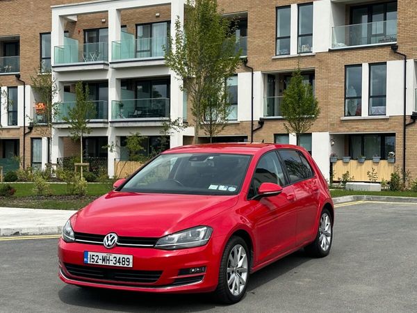Volkswagen Golf Hatchback, Petrol, 2015, Red