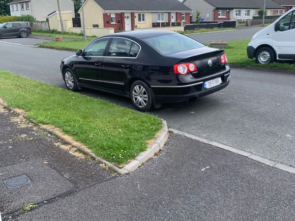 Volkswagen Passat Saloon, Diesel, 2009, Black