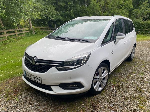 Vauxhall Zafira MPV, Petrol, 2017, White