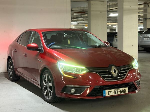 Renault Megane Saloon, Diesel, 2017, Red