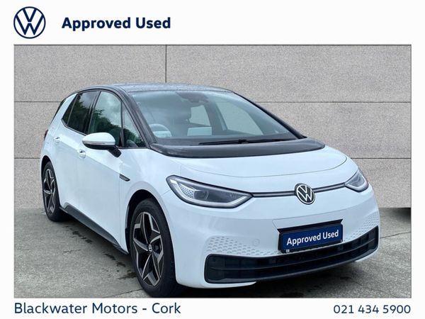 Volkswagen ID.3 Hatchback, Electric, 2022, White