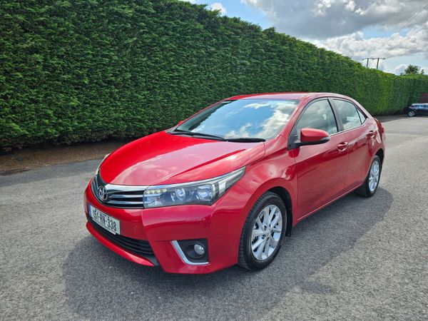 Toyota Corolla Saloon, Diesel, 2015, Red