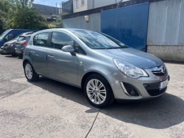 Opel Corsa Hatchback, Petrol, 2012, Silver