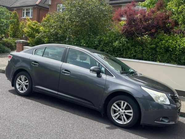 Toyota Avensis Saloon, Diesel, 2010, Grey