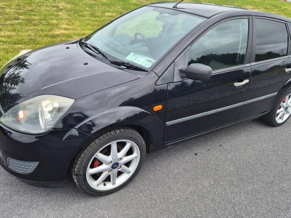 Ford Fiesta Hatchback, Diesel, 2008, Black