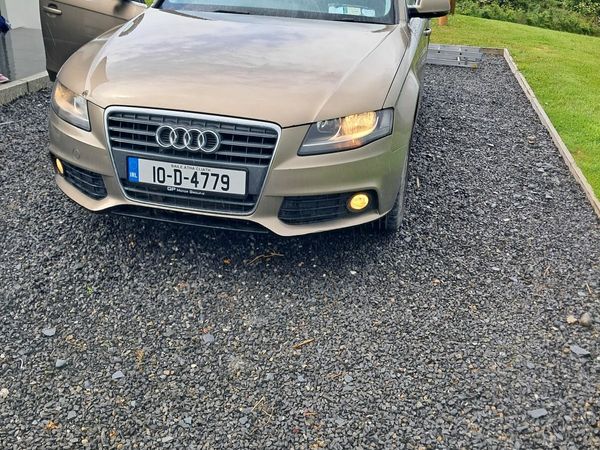 Audi A4 Saloon, Diesel, 2010, Beige