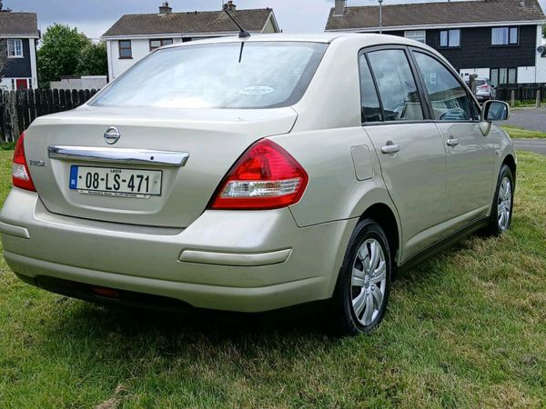 Nissan Tiida Saloon, Petrol, 2008, Silver