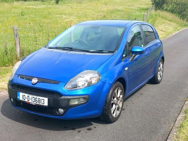 Fiat Punto Hatchback, Petrol, 2010, Blue