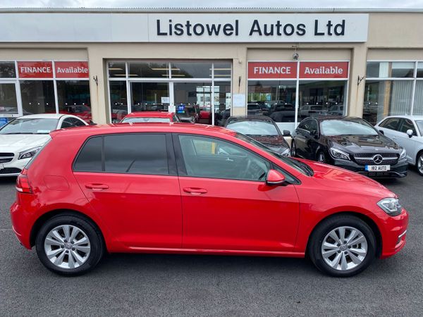 Volkswagen Golf Hatchback, Petrol, 2018, Red