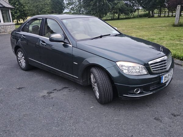 Mercedes-Benz C-Class Saloon, Petrol, 2009, Green