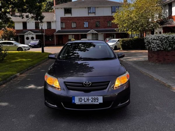 Toyota Corolla Saloon, Diesel, 2010, Grey
