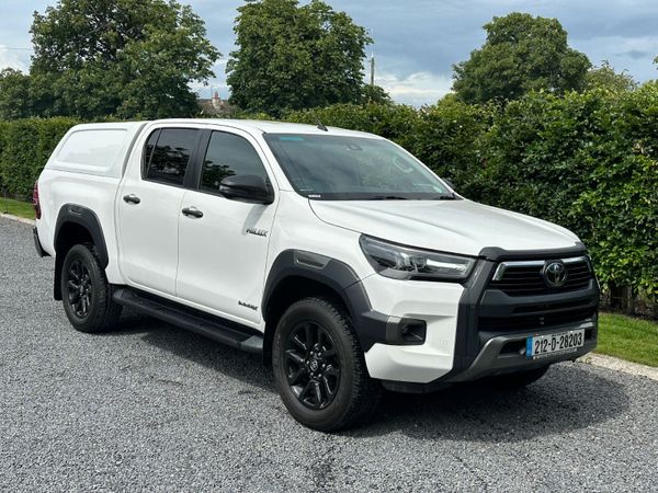Toyota Hilux Pick Up, Diesel, 2021, White