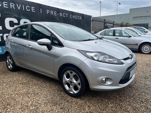 Ford Fiesta Hatchback, Petrol, 2011, Silver