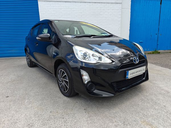 Toyota Aqua Hatchback, Petrol Hybrid, 2017, Black