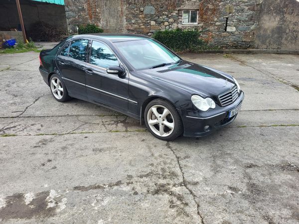 Mercedes-Benz C-Class Saloon, Petrol, 2006, Black