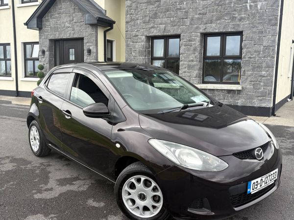 Mazda Demio MPV, Petrol, 2009, Purple